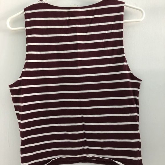 Garage Cropped Tank Top - Picture 2 of 3